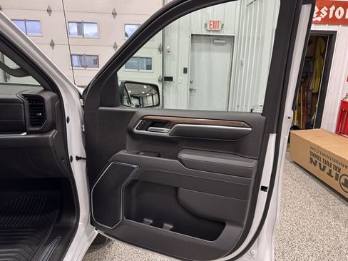 Used 2022 Chevrolet Silverado 1500 LT image 27