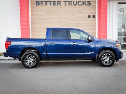 Used 2021 Nissan Titan SV w/ SV Convenience Package