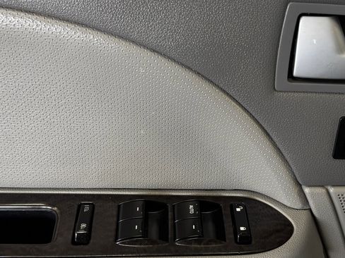 Used 2007 Mercury Montego Premier image 13