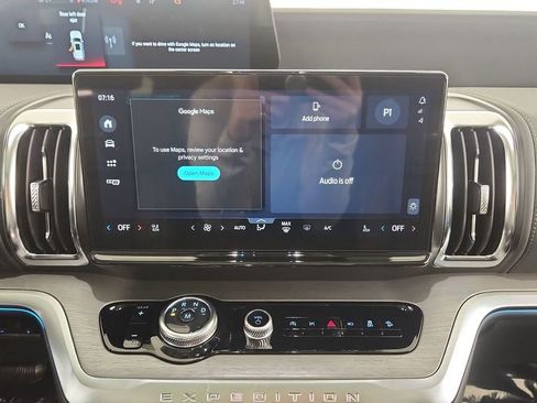 New 2025 Ford Expedition Max Platinum w/ Driver's Package image 18