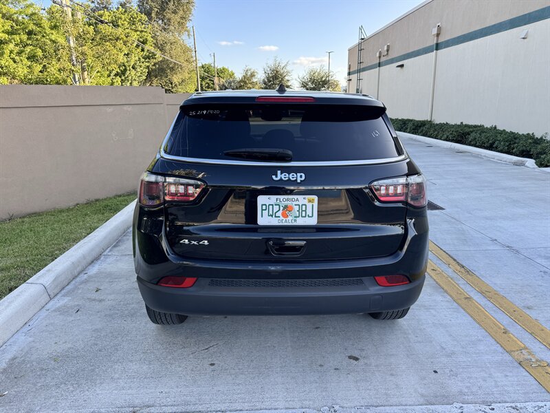 Used 2025 Jeep Compass Sport AWD/4WD image 6