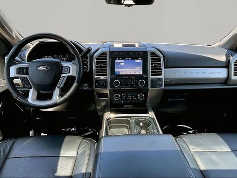 Used 2017 Ford F250 Lariat w/ Lariat Ultimate Package AWD/4WD image 8