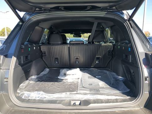 New 2026 Subaru Outback Limited AWD/4WD image 9
