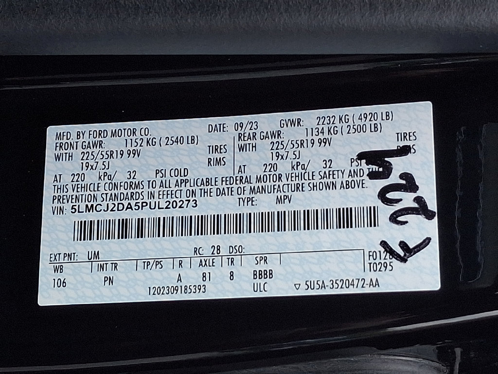 Used 2023 Lincoln Corsair Reserve AWD/4WD image 26