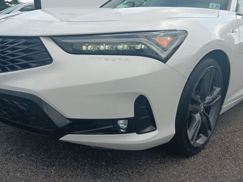 Used 2023 Acura Integra A-Spec FWD image 9