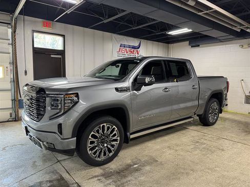 Certified 2025 GMC Sierra 1500 Denali Ultimate AWD/4WD image 1
