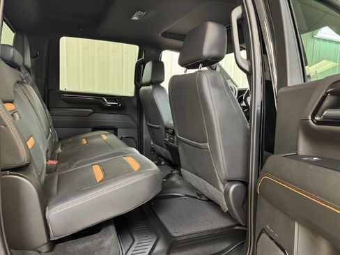 Used 2024 GMC Sierra 2500 AT4 w/ AT4 Premium Plus Package image 24