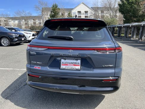 New 2026 Toyota Crown Signia image 5