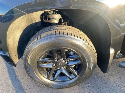 Used 2019 Chevrolet Silverado 1500 Custom Trail Boss w/ Custom Convenience Package image 32