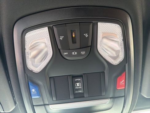 New 2026 RAM 2500 Tradesman AWD/4WD image 31