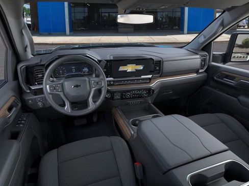 New 2026 Chevrolet Silverado 2500 LT image 15
