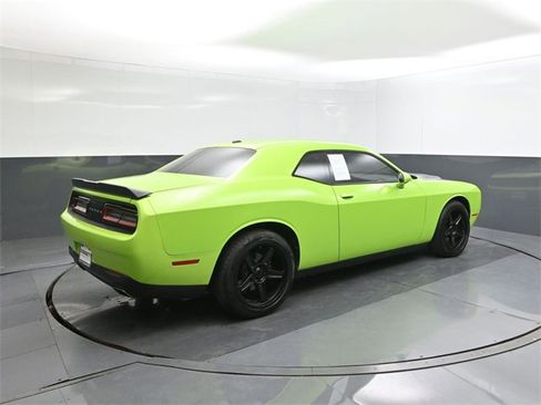 Used 2019 Dodge Challenger SXT w/ Blacktop Package image 11