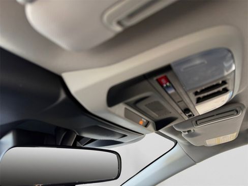 Used 2024 Subaru Crosstrek 2.0i Premium image 27