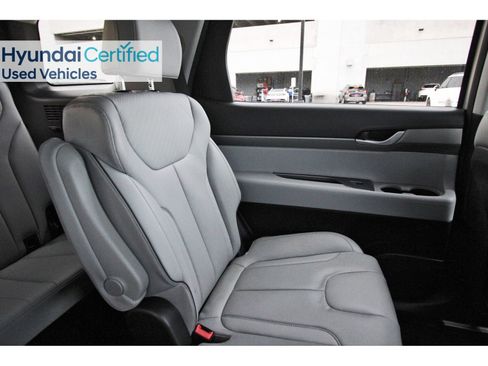 Certified 2025 Hyundai Palisade SEL FWD image 15