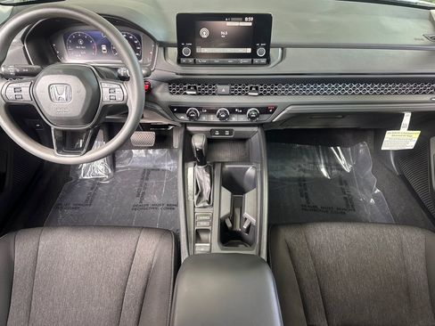 Used 2023 Honda Accord EX image 16