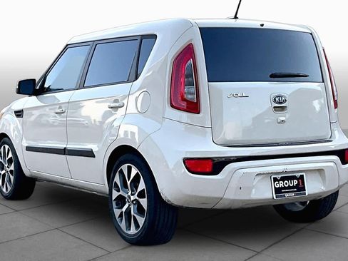 Used 2013 Kia Soul ! w/ Premium Pkg FWD image 11