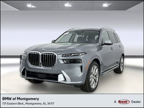 Used 2025 BMW X7 xDrive40i AWD/4WD image 1