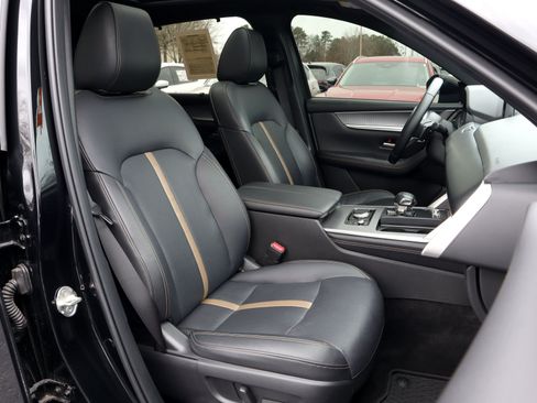 Certified 2024 MAZDA CX-90 Plug-In Hybrid w/ Premium Plus image 27