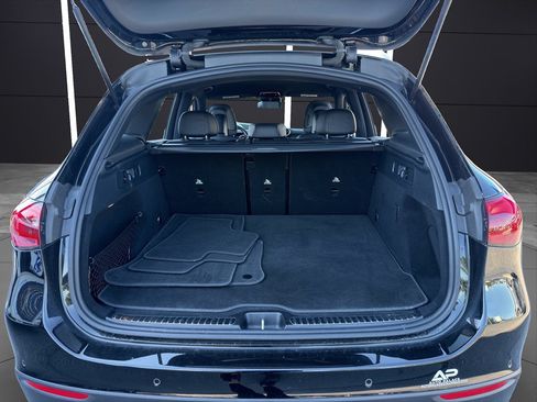 Used 2023 Mercedes-Benz GLC 300 4MATIC image 19