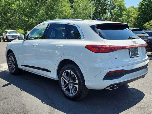 Certified 2025 Audi Q5 Premium Plus w/ Premium Plus AWD/4WD image 10