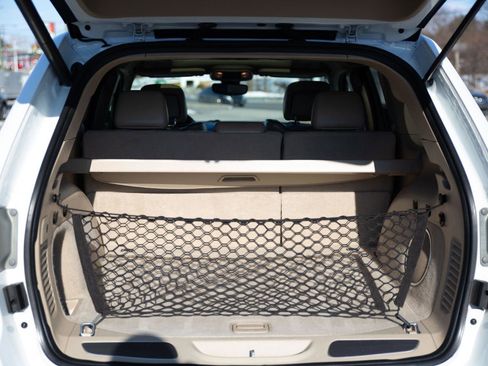 Used 2018 Jeep Grand Cherokee Overland image 16