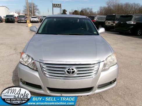 Used 2010 Toyota Avalon XL image 8