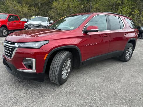 Used 2023 Chevrolet Traverse LT AWD/4WD image 1
