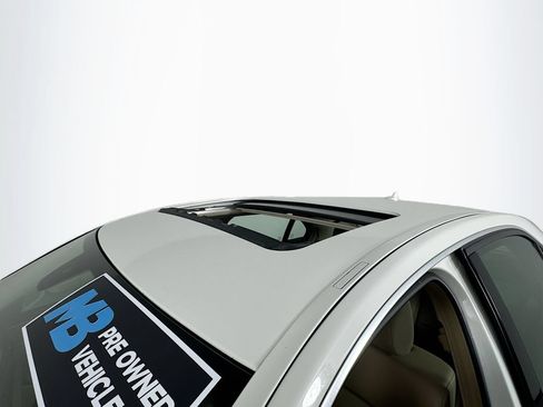 Used 2012 Mercedes-Benz E 350 BlueTEC Sedan image 23