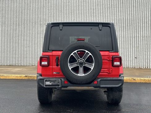 Used 2023 Jeep Wrangler Sahara image 4