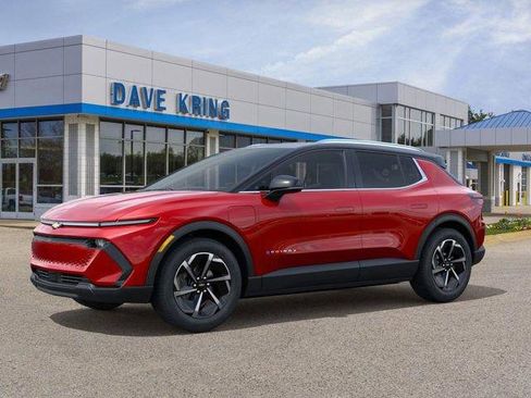 New 2026 Chevrolet Equinox EV LT image 2