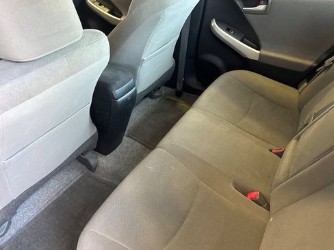 Used 2015 Toyota Prius Two FWD image 15