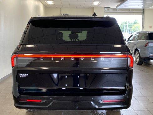 Certified 2026 Lincoln Navigator L Black Label AWD/4WD image 6