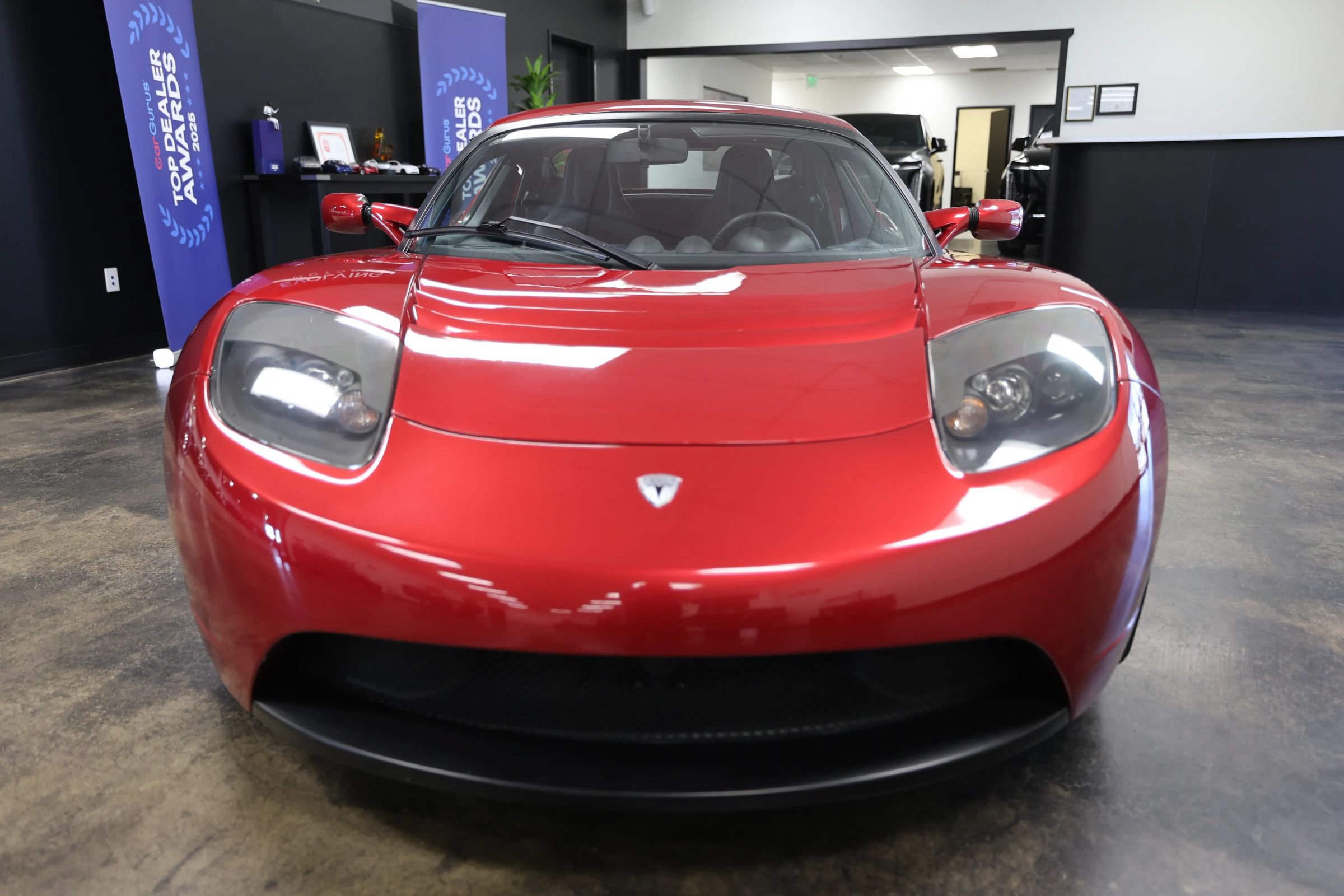 Used 2010 Tesla Roadster RWD image 4