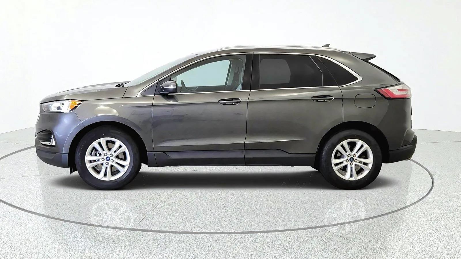 Used 2019 Ford Edge SEL w/ Equipment Group 201A AWD/4WD image 5