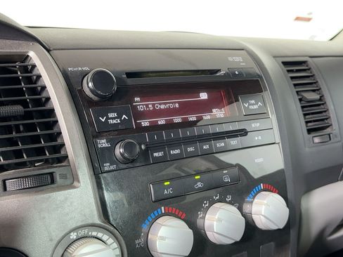 Used 2010 Toyota Tundra 2WD Double Cab image 17