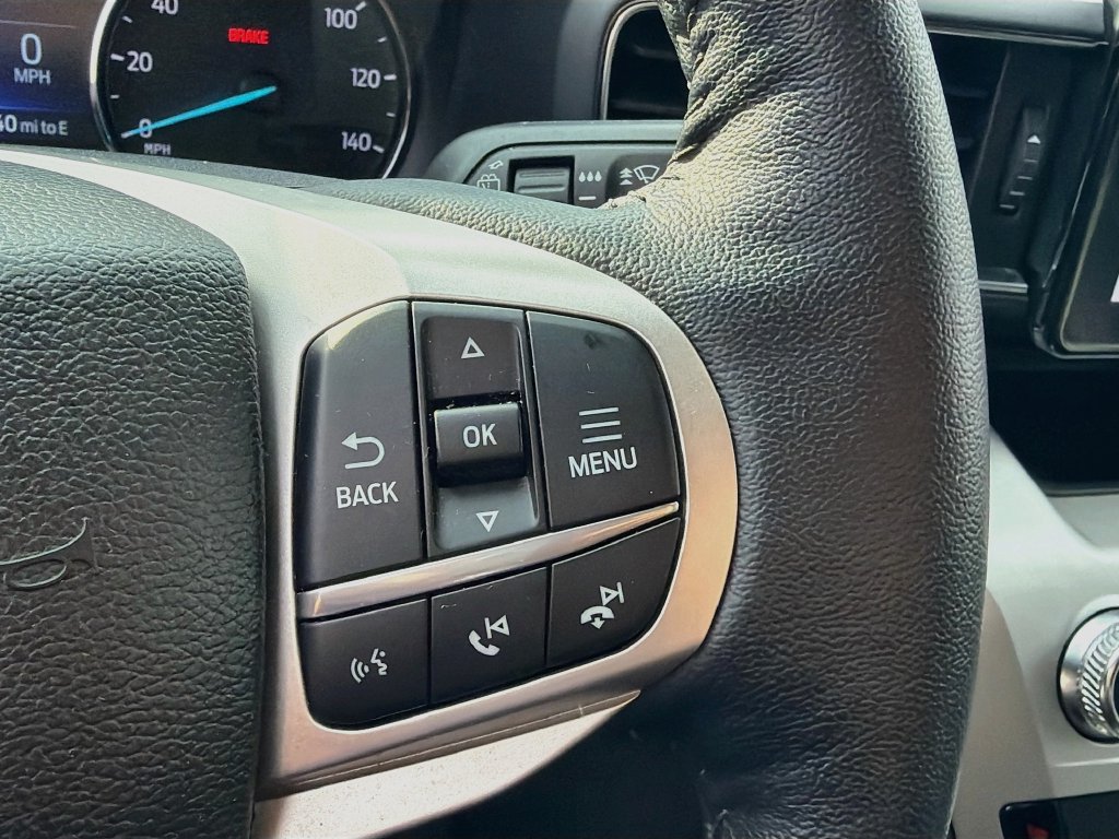 Used 2022 Ford Explorer XLT w/ Equipment Group 202A AWD/4WD image 13