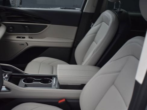 New 2026 Lincoln Nautilus Premier w/ Equipment Group 102A AWD/4WD image 10