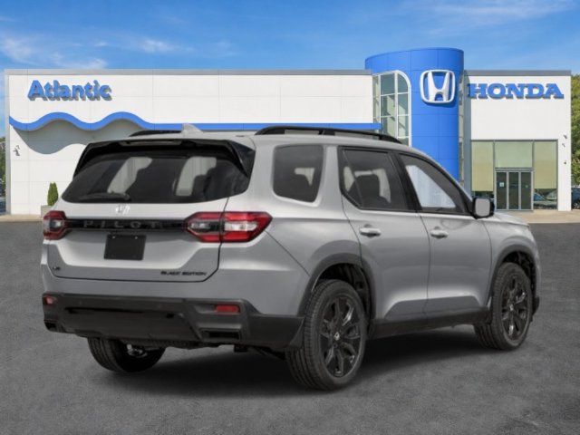 New 2026 Honda Pilot Black Edition image 2