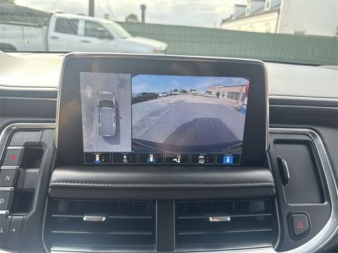 Used 2021 Chevrolet Tahoe Z71 w/ Z71 Signature Package image 17