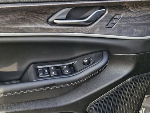 New 2025 Jeep Grand Cherokee Limited AWD/4WD image 14