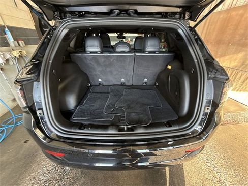 Used 2023 Jeep Compass High Altitude image 25