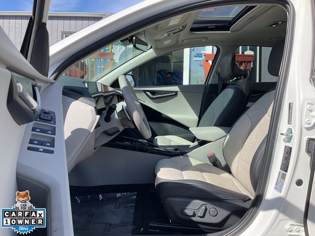 Used 2023 Kia Niro Wave FWD image 8