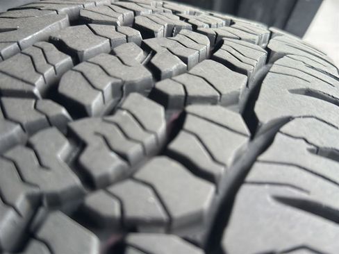 Used 2024 Toyota Tacoma TRD Off-Road AWD/4WD image 13