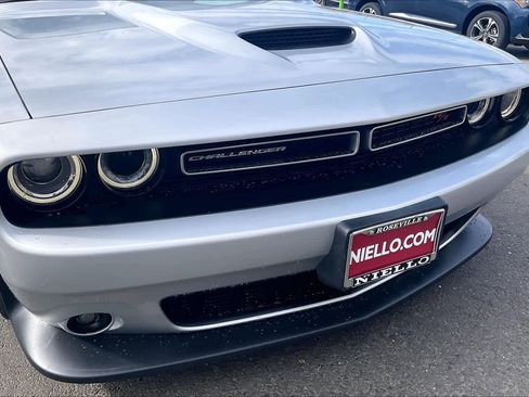 Used 2019 Dodge Challenger R/T image 31