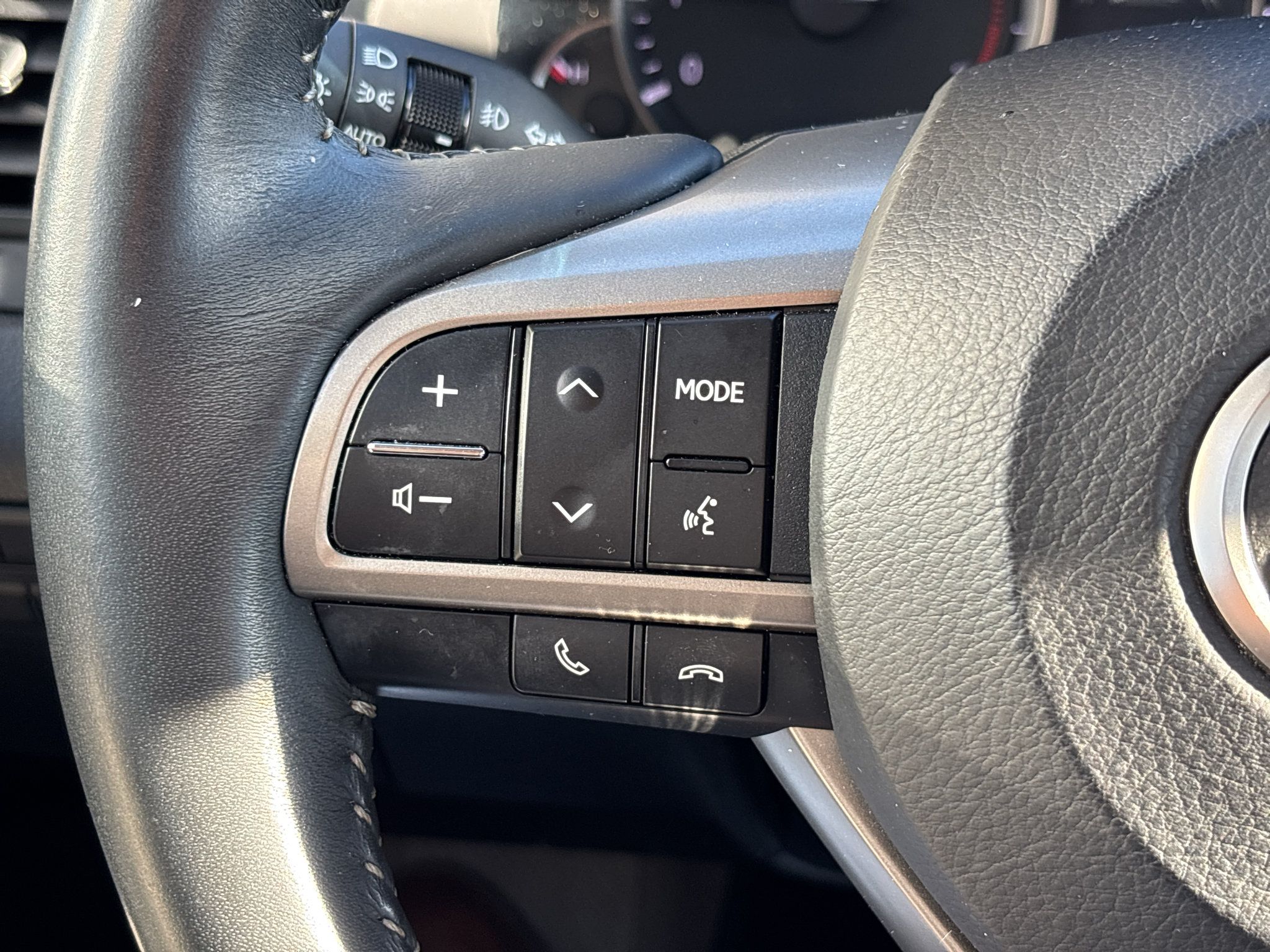 Used 2017 Lexus RX 350 FWD w/ Luxury Package image 19