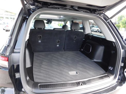 Used 2024 Jeep Grand Cherokee Limited 4xe AWD/4WD image 8