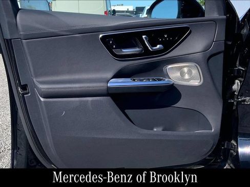 Certified 2025 Mercedes-Benz GLC 350e 4MATIC image 23