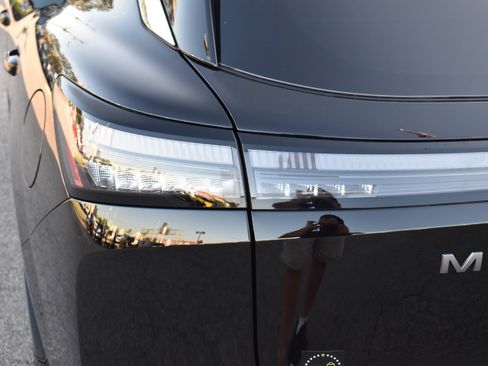 New 2026 Nissan Murano Platinum w/ Cargo Package AWD/4WD image 7