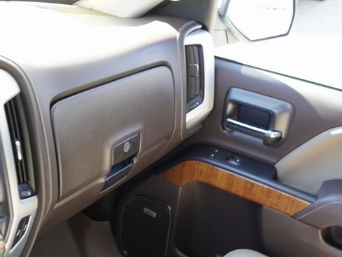 Used 2018 GMC Sierra 1500 SLT w/ SLT Premium Package image 28