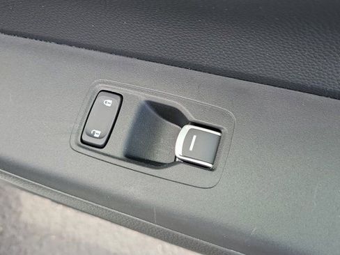 Certified 2025 Honda CR-V EX-L image 9